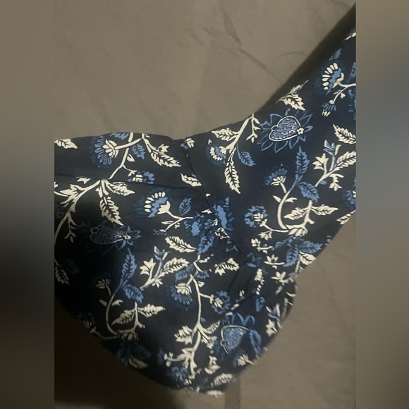 Michael’s Kors Bell Sleeve Floral Top sz M - Picture 3 of 6